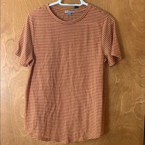 orange & white striped tee